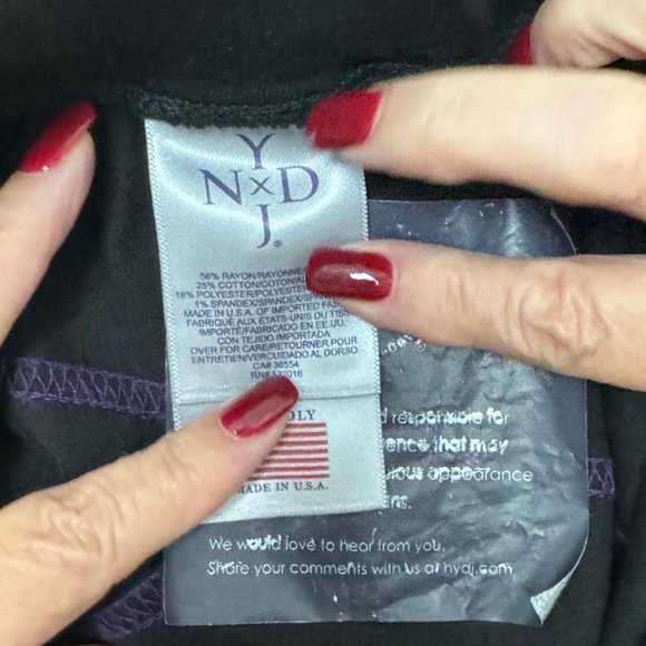 NYDJ Jeans Size 10 Lift tuck technology. Excellent Condition. - Picture 2 of 2